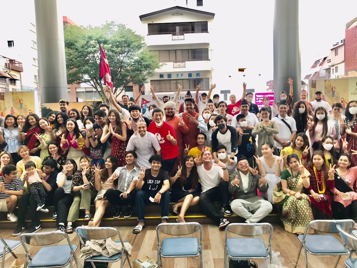 Raunak with Japanese delegates